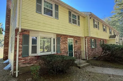 21 Meadowbrook Ln #21 1