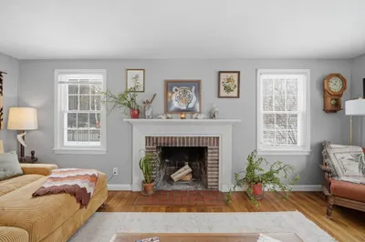 357 Maple Rd 1