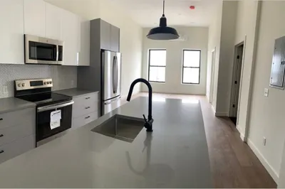 217-221 Essex Street #504