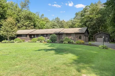 123 Green River Road
