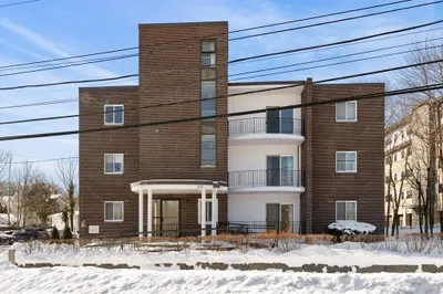 459 Willard St #303