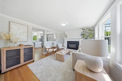 130 Dean St 1