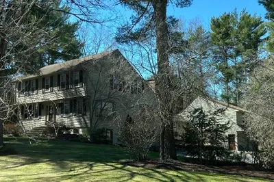 114 Graham Hill Dr 1