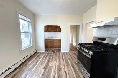 405 Ferry Street #3 1