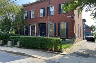 21 Juniper St #2R