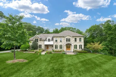 5 Copperbeech Circle 1
