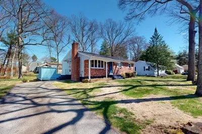144 Thurber Ave