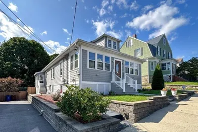 168 Harris St 1
