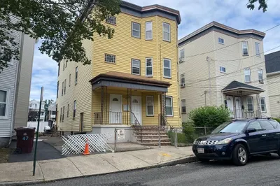 47 Pearl St #2