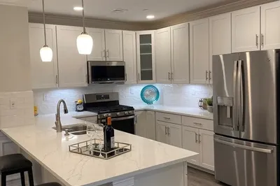 320 Middlesex Ave #D205