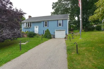 135 Heritage Ln 1