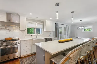 28 Pasture Road
