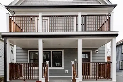 76 Turner St #3
