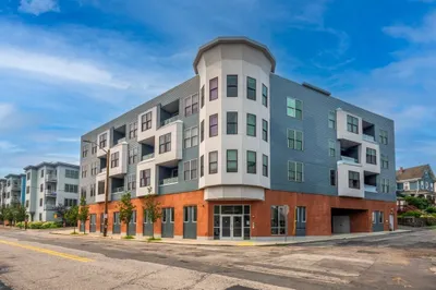 135 Hancock St #18