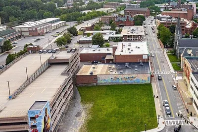 520 Main St 1