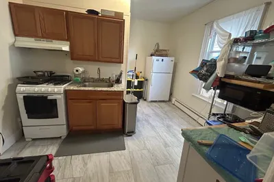10 Sycamore Terrace #2R