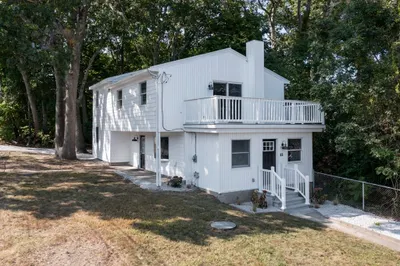 33 Lake Ave 1