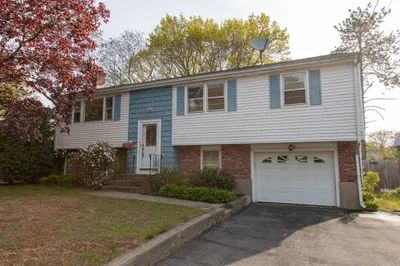 34 Cottage Grove Ave