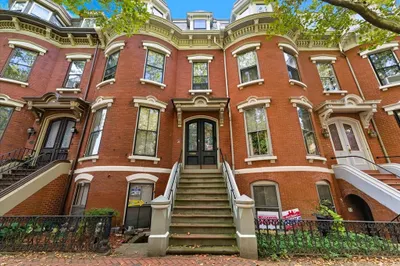 33 Mattoon St #2 1