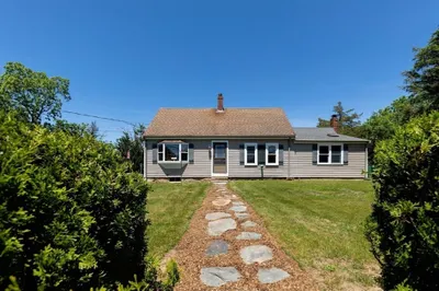189 Blackmore Pond Rd