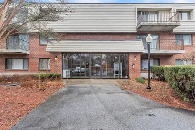 575 Broad St #117 1