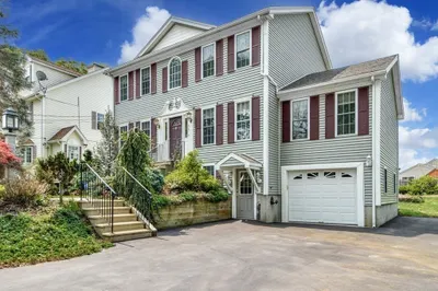35 Lakeside Drive 1