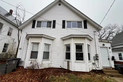 129-131 Pine St