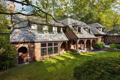 116 Chestnut Hill Rd 1
