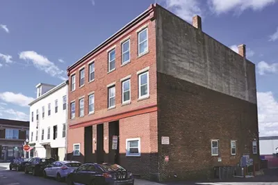 29 Lambert St #1L 1