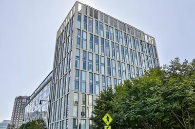 2 Earhart St #910