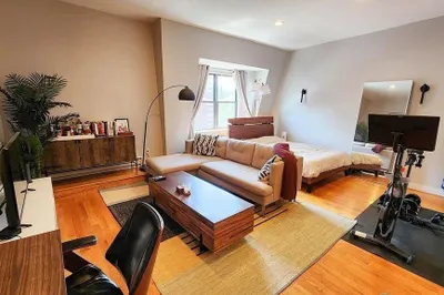 9 Appleton St #403