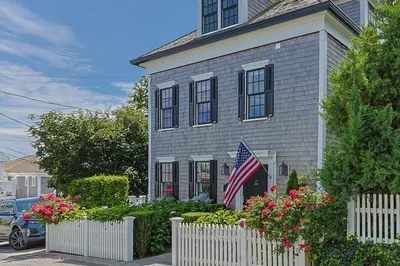 6 Pleasant Street 1