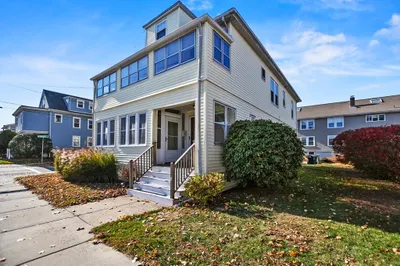 64 Hovey St #64