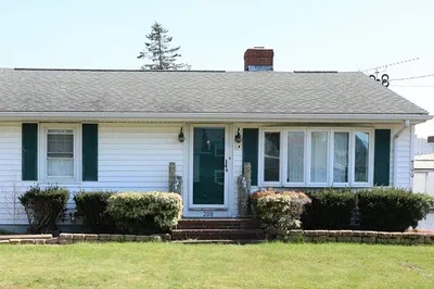 200 Seymour Street
