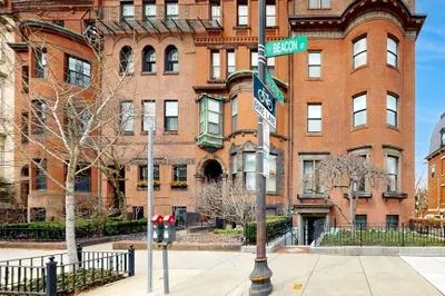 404 Beacon St #2