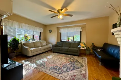217 Holbrook Rd