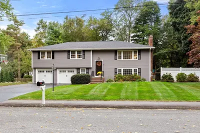 15 Stonybrook Rd 1