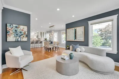 54 Marathon St #1 1