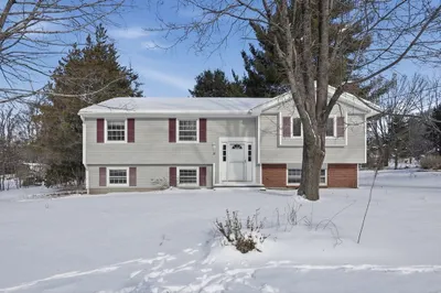 36 Hillandale Rd