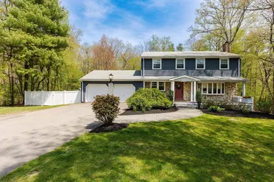 32 Deborah Lee Ln