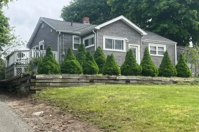 3 Phillips Avenue