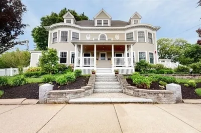 2 Benton Rd #1 1