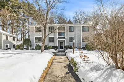 55 Staffordshire Ln #B