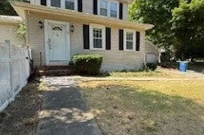 2 Fairfield Rd 1