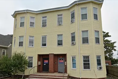196-198 Main St #1R