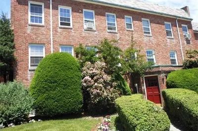 39 Commonwealth Ave #22 1