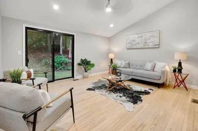 1 Northedge Rd