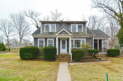 17 Wright Way