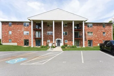 151 Providence Rd #15 (O) 1