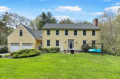 356 Rawson St 1